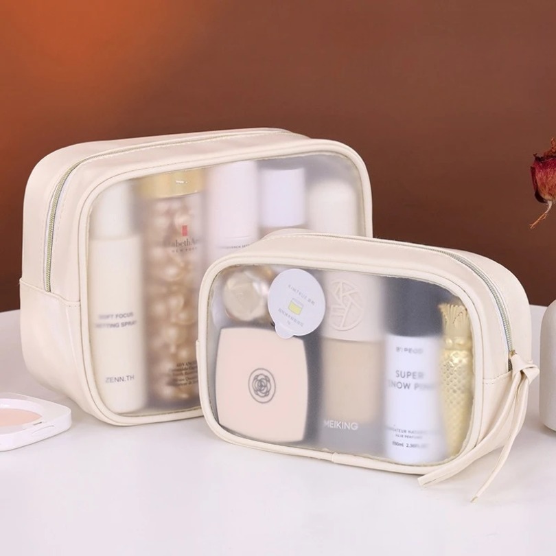 Halftransparante luxe make-up  - Luxury Skincare Samples recensie en prijs