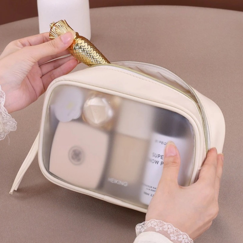 Halftransparante luxe make-up  - Luxury Skincare Samples recensie en prijs