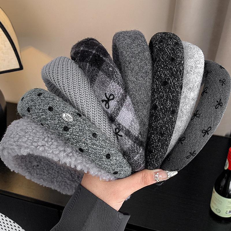 Zwarte luxe vintage hoofdband  - Luxury Skincare Daily recensie en prijs